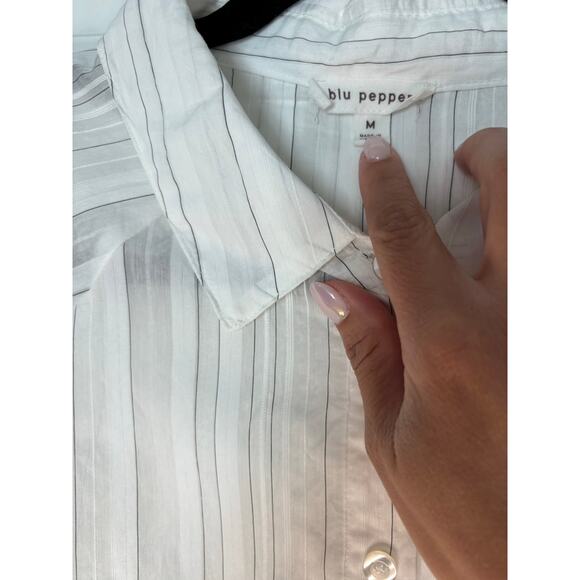 Blu Pepper Striped Button Down Blouse White Sheer Long Sleeve Top Size Medium - Picture 3 of 6